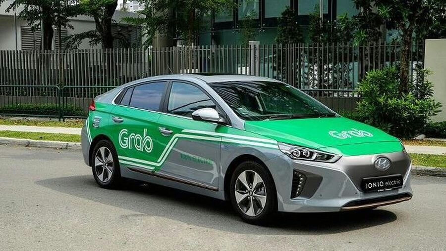 New Rules for Tourist Online Taxis in Bali