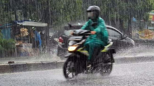 Indonesia Braces for Rain, Bali Out of Danger