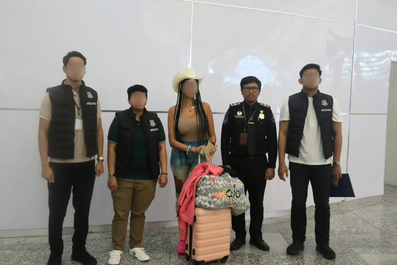 Bali Deports Tourist Over Controversial ‘Intimacy Retreat’