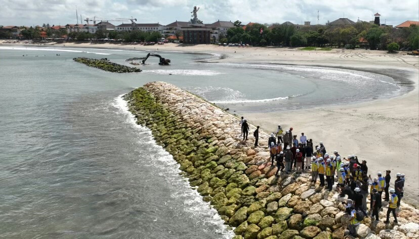 Kuta’s New Defense: Breakwaters to Protect Bali’s Coastline