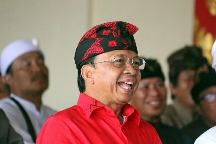 Police interrogated former governor of Bali Wayan Koster