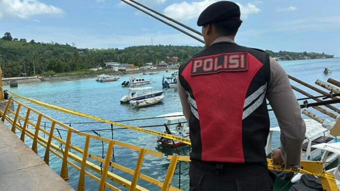 Two Tourists Injured After Falling from Lembongan’s Yellow Bridge