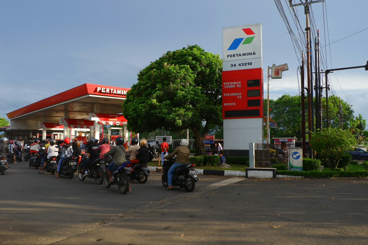 Bali Boosts Fuel Supply, Stations Go 24/7