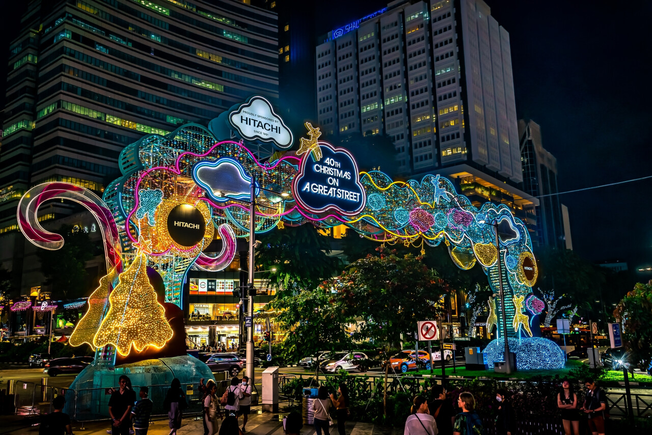 Want a Real Christmas?Singapore Is Just One Flight Away