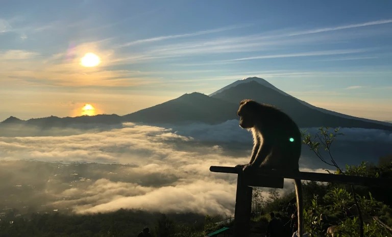 Sunrise on the top of Batur and visiting the 'the dead village'