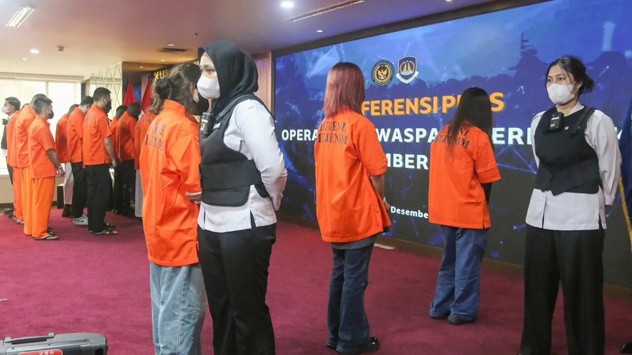 Immigration Raids Net 220 Foreign Violators Across Indonesia