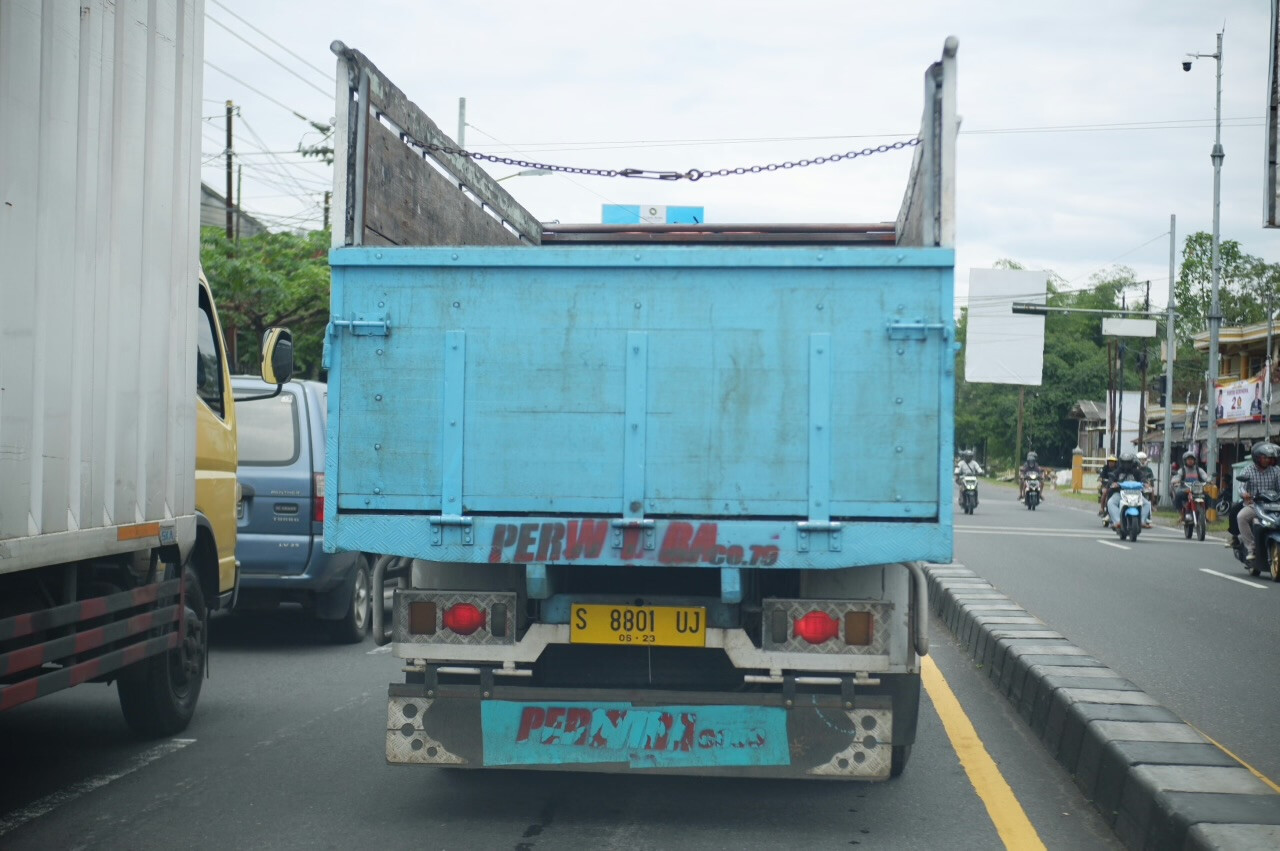 Indonesia Bans Truck Access to Toll Roads Until Jan 4, 2026