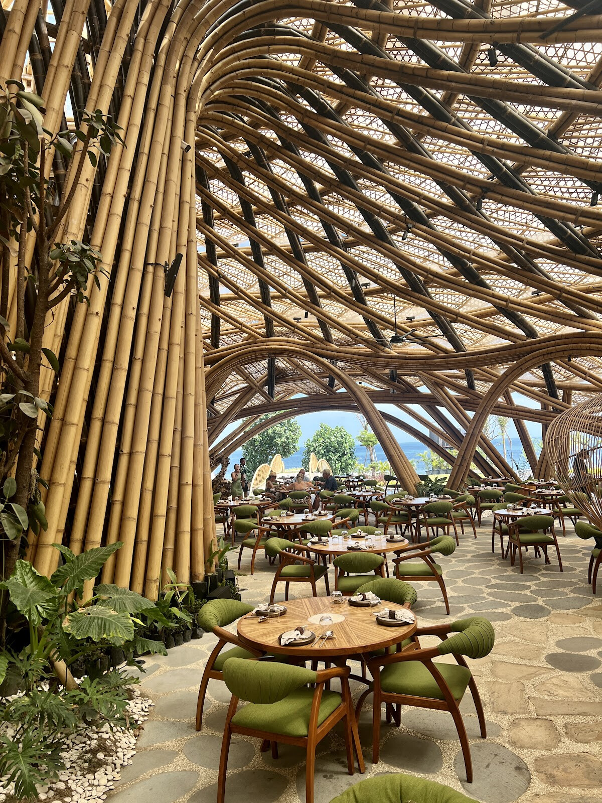 Luna Beach Club
