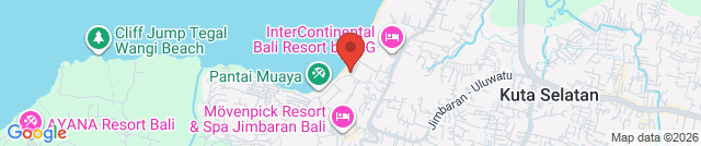 Nyoman Cafe Muaya Beach