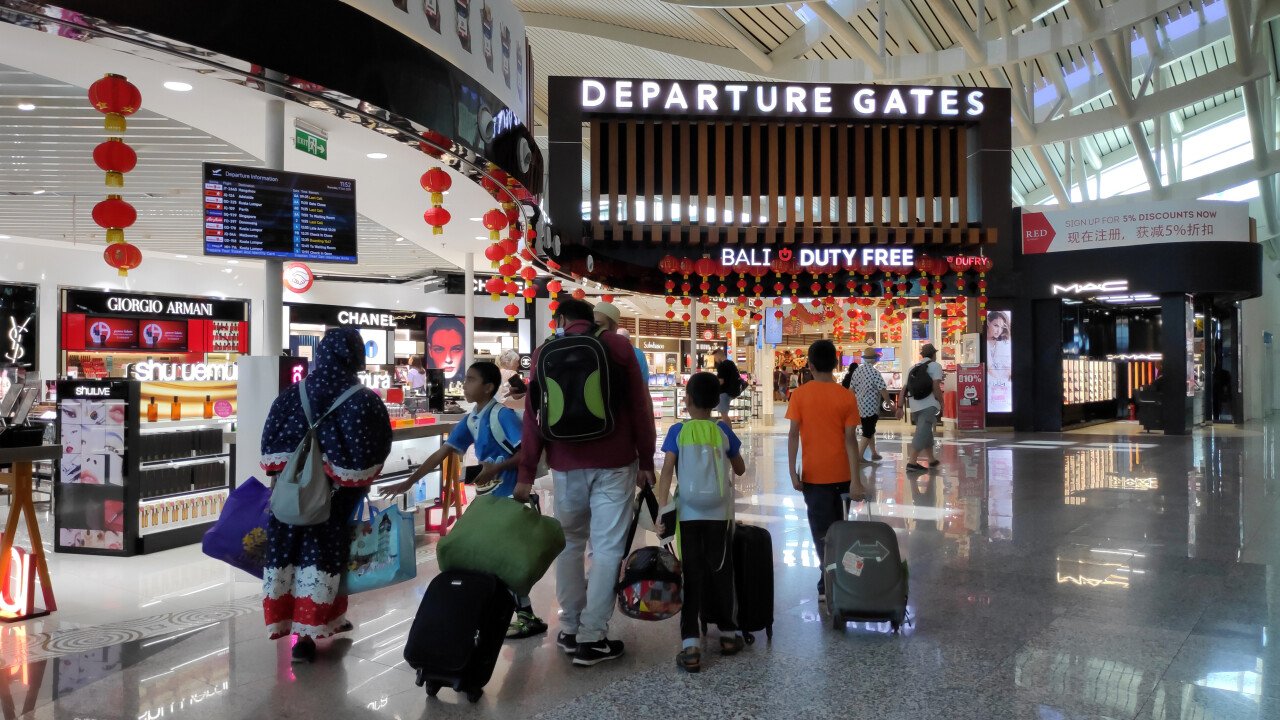 Bali Airport Traffic Peaks, Another Wave Expected