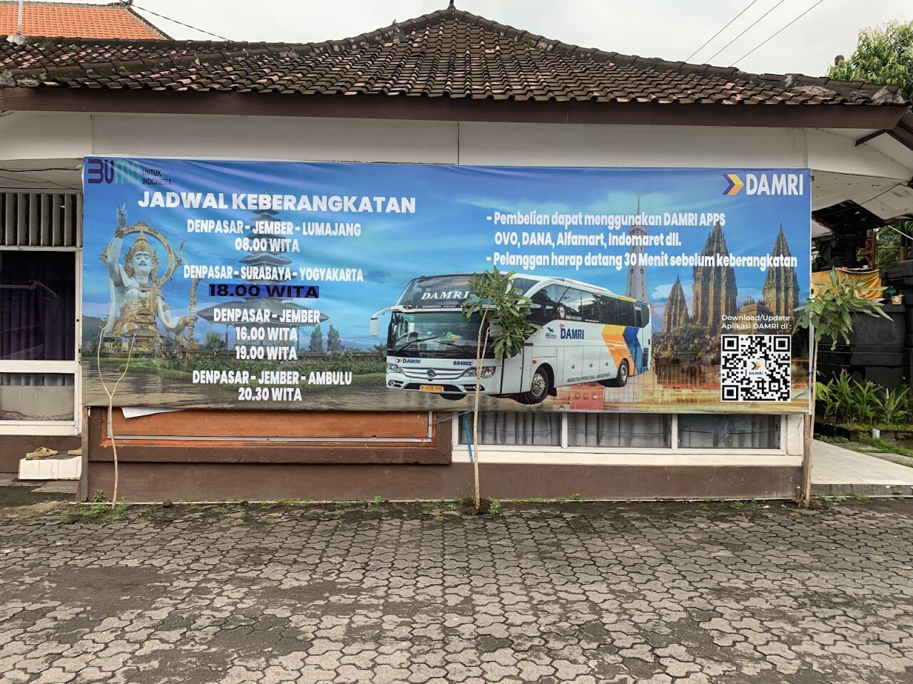 Damri Corporation Bus Terminal,Denpasar
