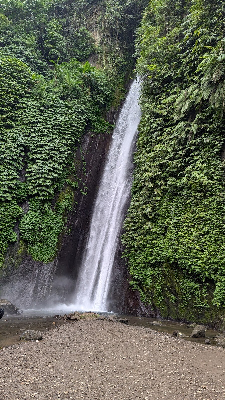 Melanting waterfall