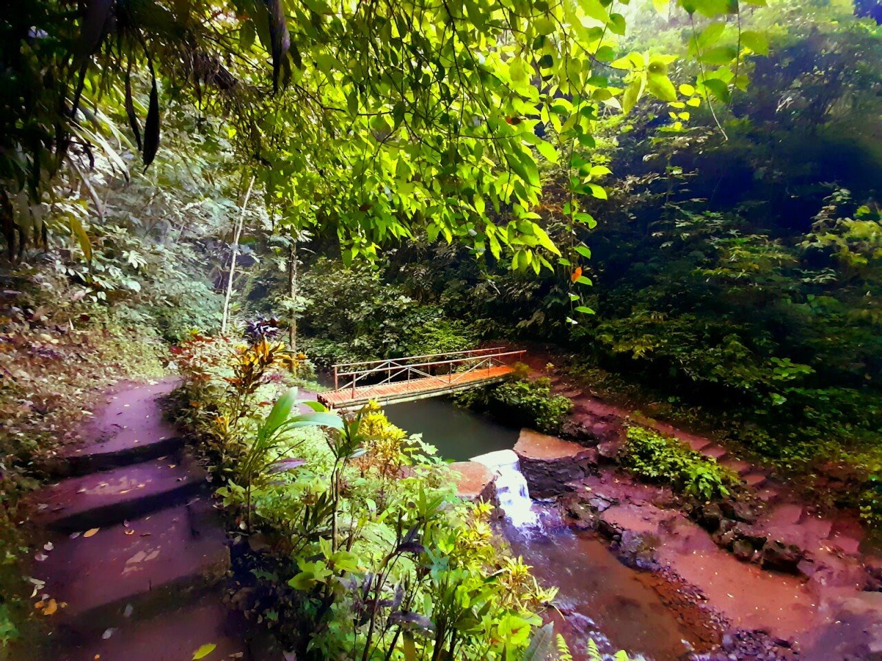 Melanting waterfall