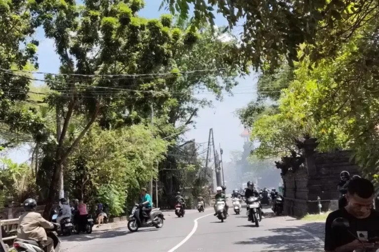 Bali Faces Waste Chaos After Landfill Ban Protest