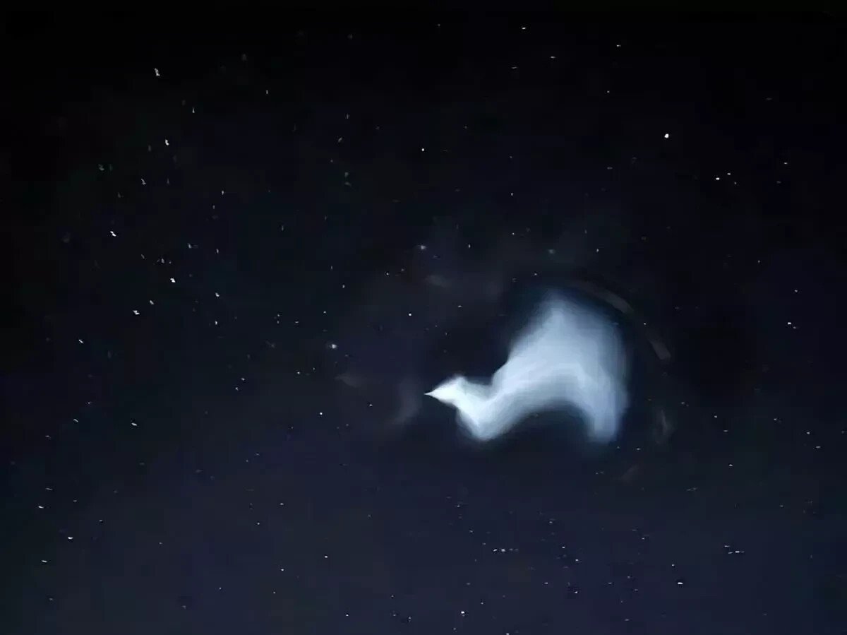 Mysterious Light Spotted in Bali’s Night Sky