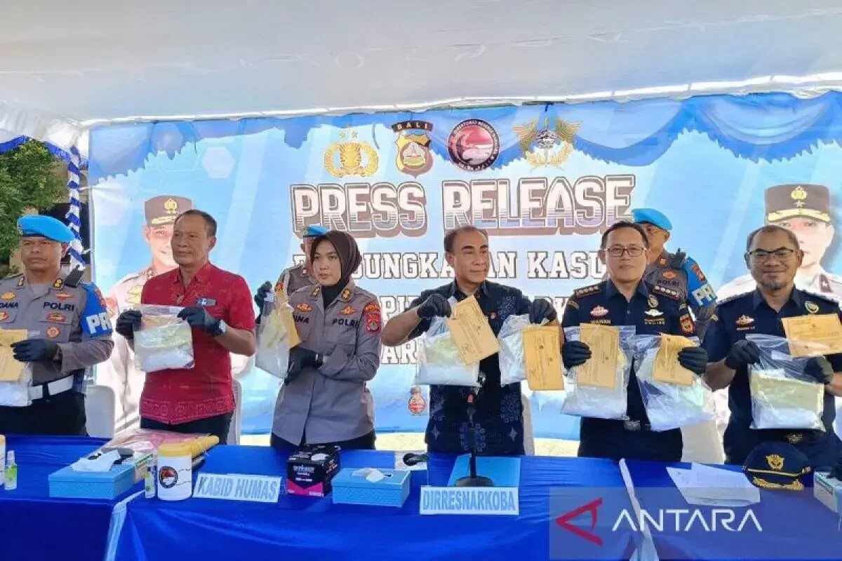 Foreigner Arrested in Bali with 2.5 kg Cocaine Cargo