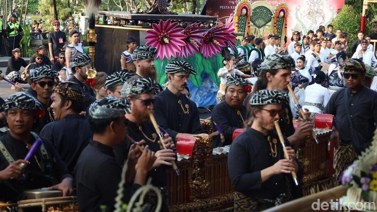 A Month of Culture: Bali Arts Festival Starts June 13