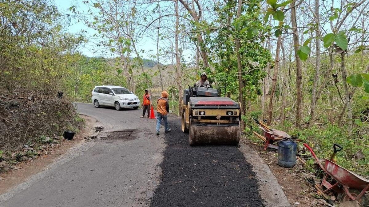 Major Road Repairs Start Near Toyapakeh Port