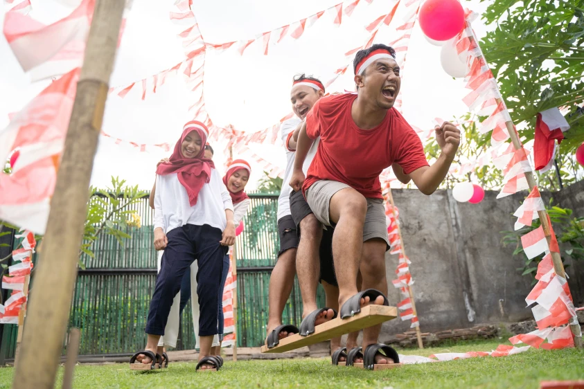 Indonesians celebrate Independence Day on August 17th.