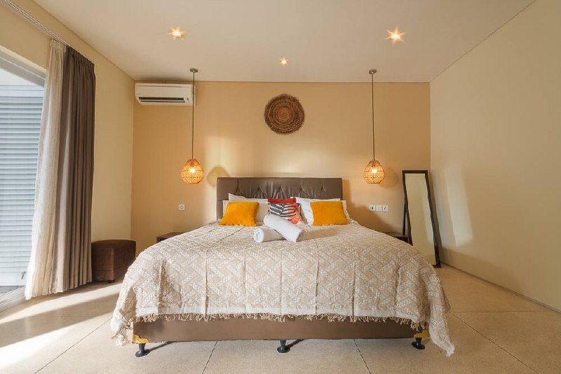 Villa for family and remote work Berawa 4 or more bedrooms