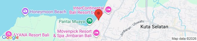 Nyoman Cafe Muaya Beach