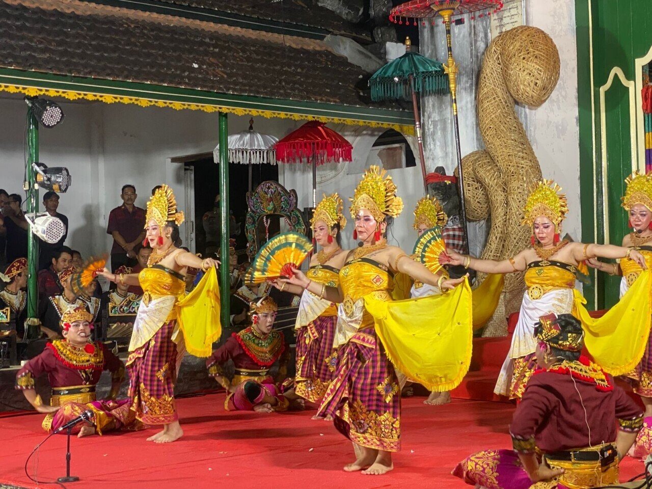 Six-Night Retro Festival Brings the ’80s Back to Singaraja
