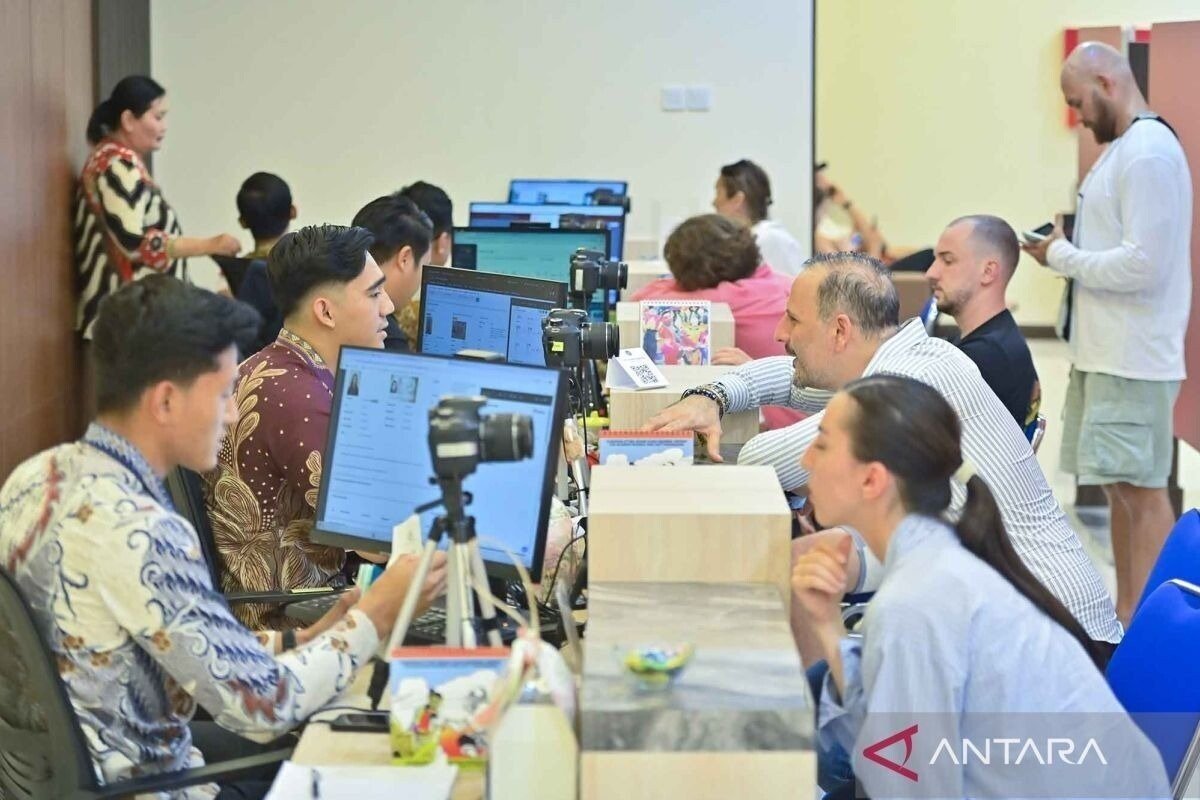 Indonesia May Double Visa on Arrival Price to Rp1 Million