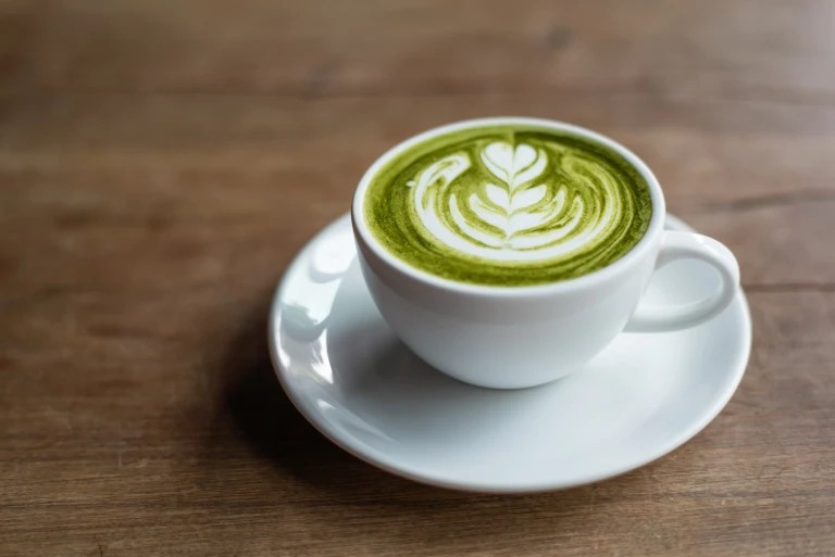 Where can you find matcha lattes in Bali? A selection of cafes