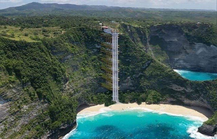 Chinese Investor Wins Court Battle Over Nusa Penida Lift