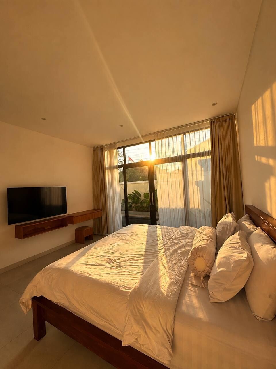 Villa villa with a workspace in buduk Mengwi 2 bedrooms