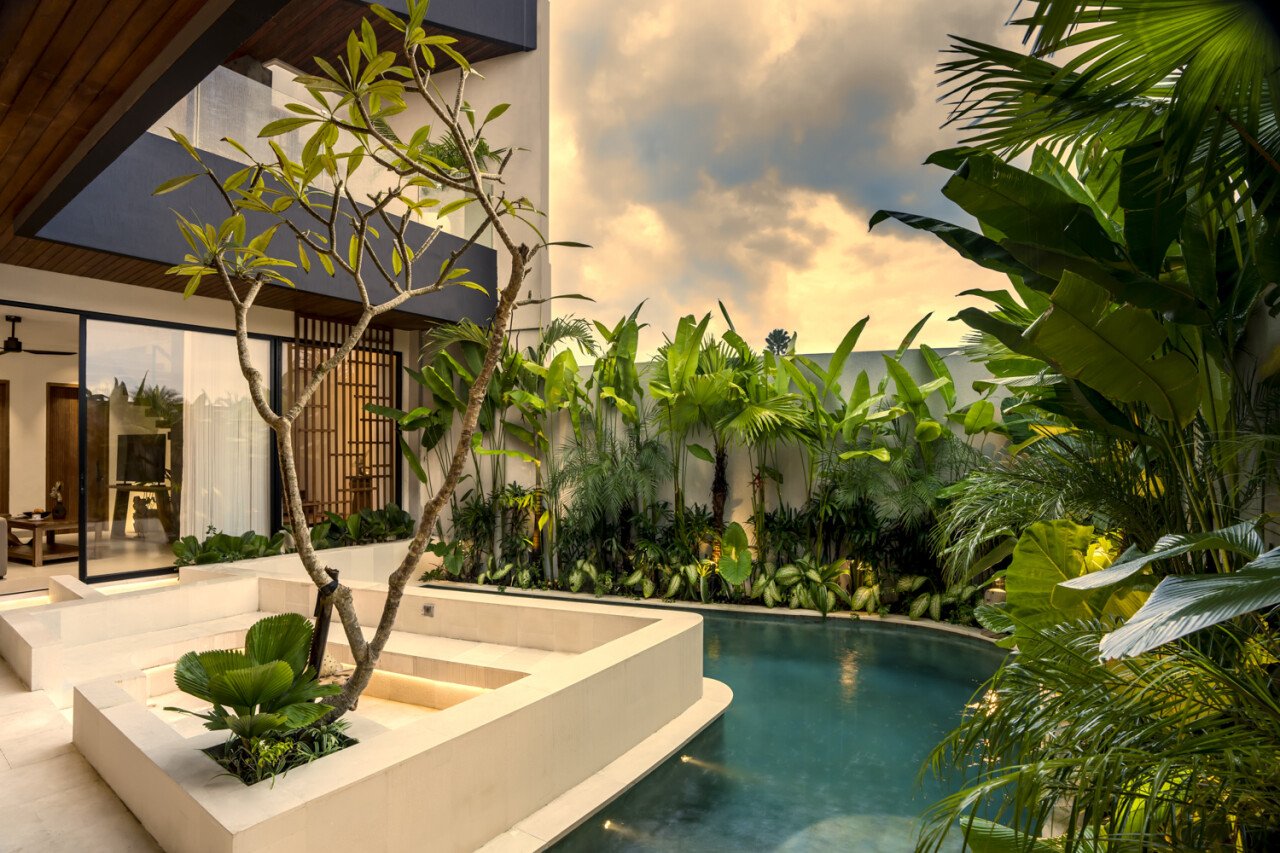 Villa previere batu bolong Canggu 4 or more bedrooms