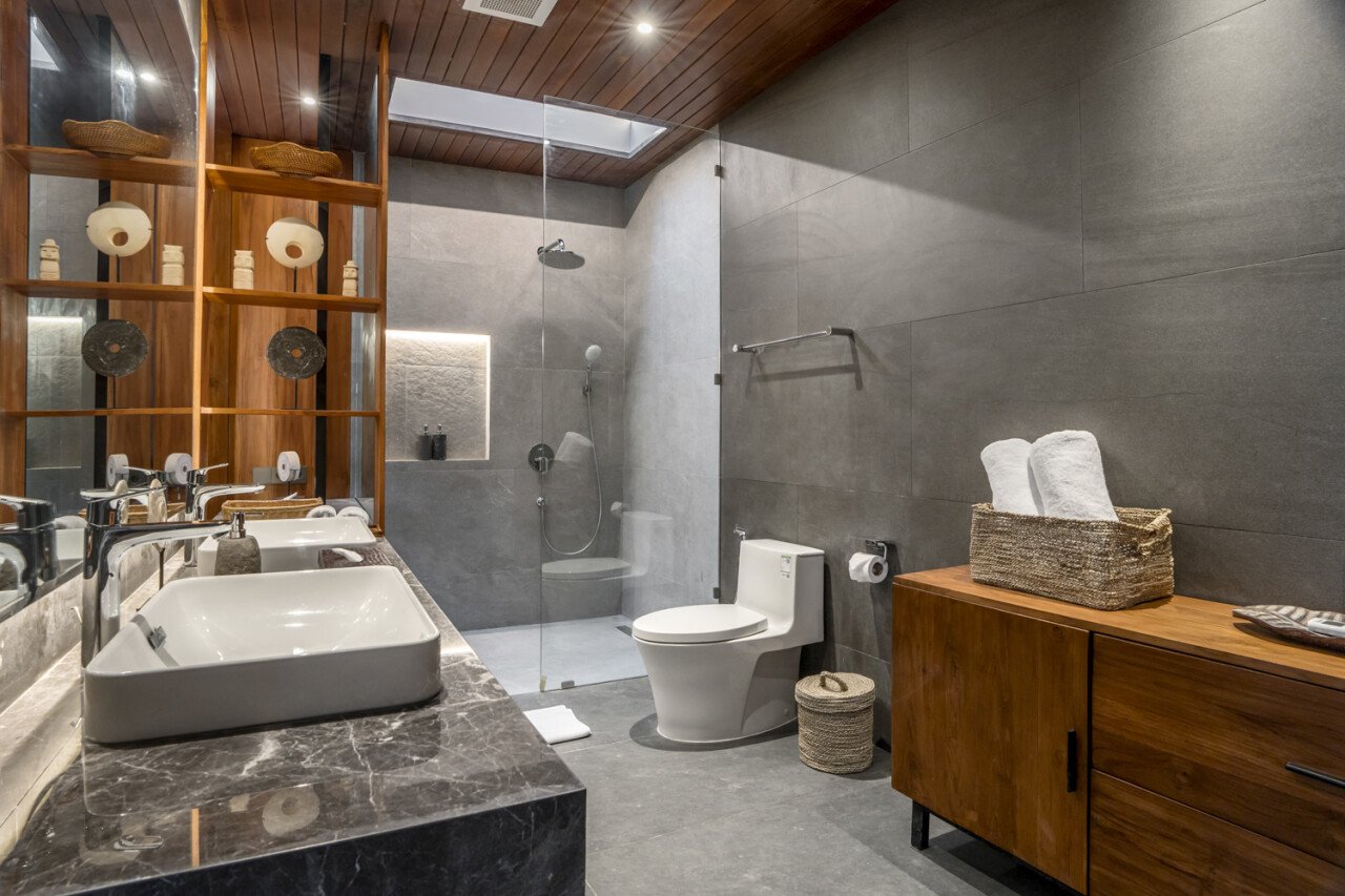 Villa previere batu bolong Canggu 4 or more bedrooms