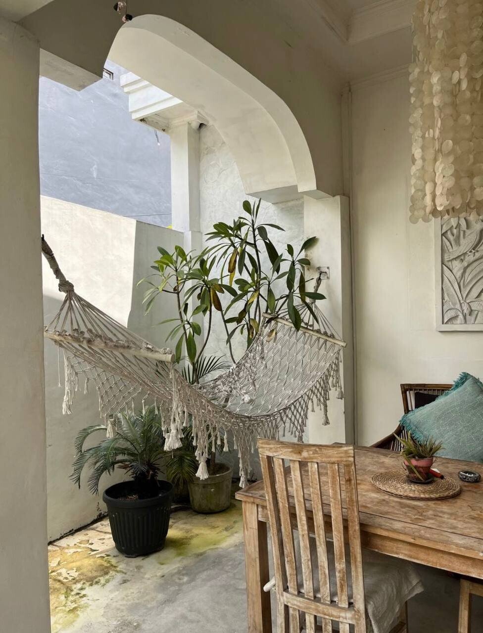 Villa kitchen and twice-weekly cleaning Canggu 1 bedroom
