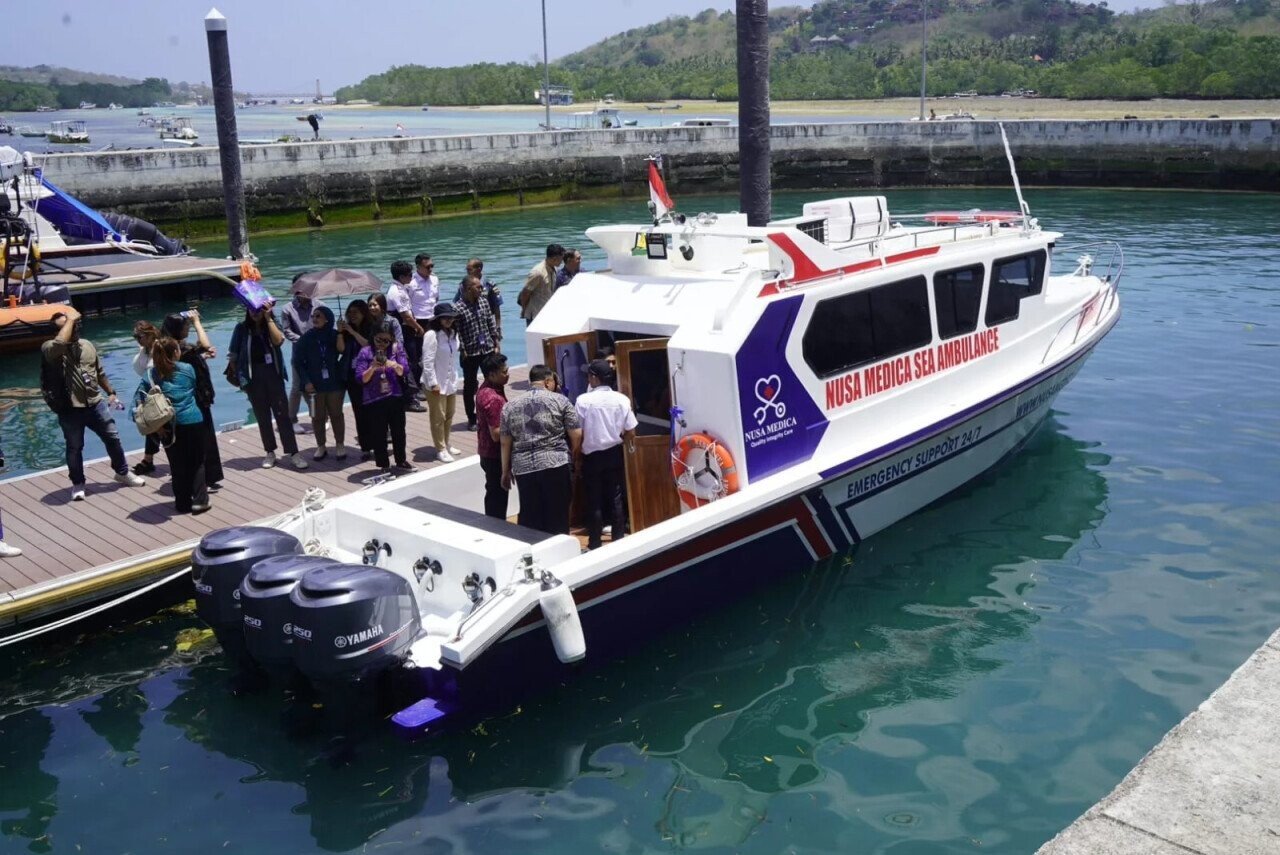 Nusa Penida Gets a New Sea Ambulance Service
