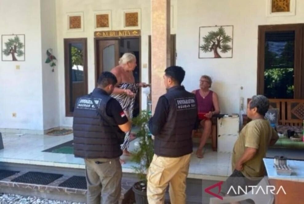 Immigration Inspects Foreigners Across North and East Bali