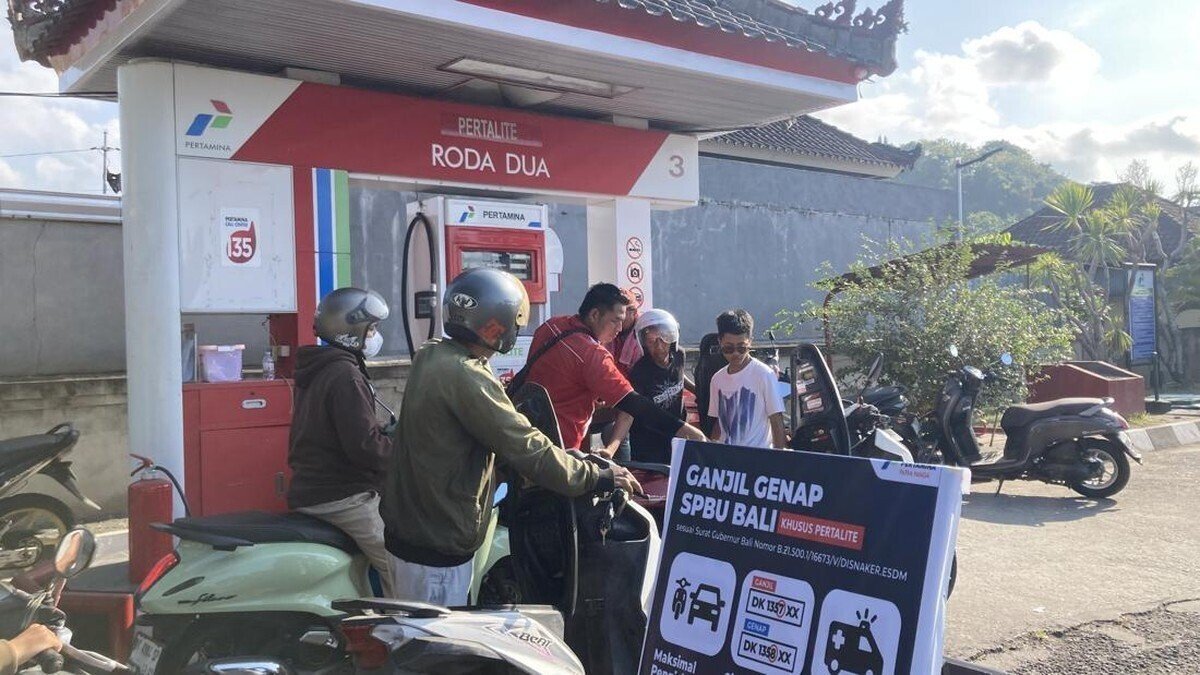 Long Petrol Queues Are Finally Disappearing Across Bali