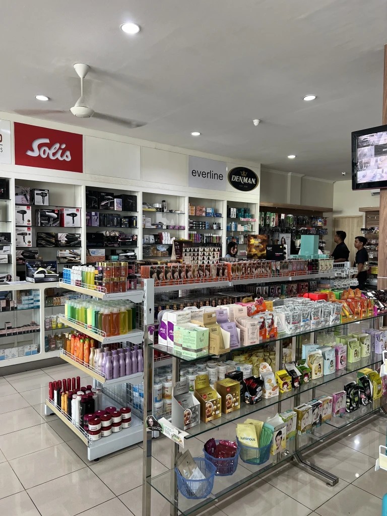 Hair cosmetics. Hairdressing supply stores in Bali. Hair dyes