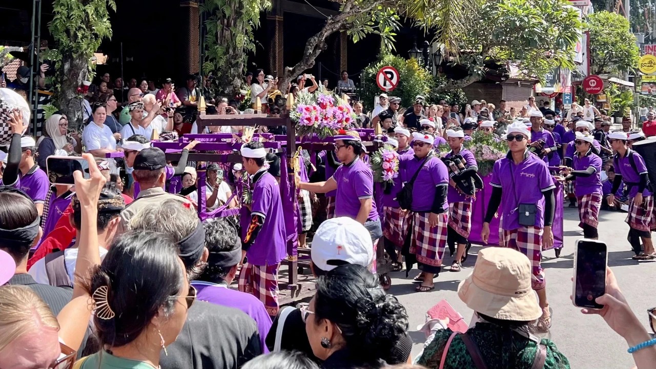 Ubud Royal Cremation. Photo report