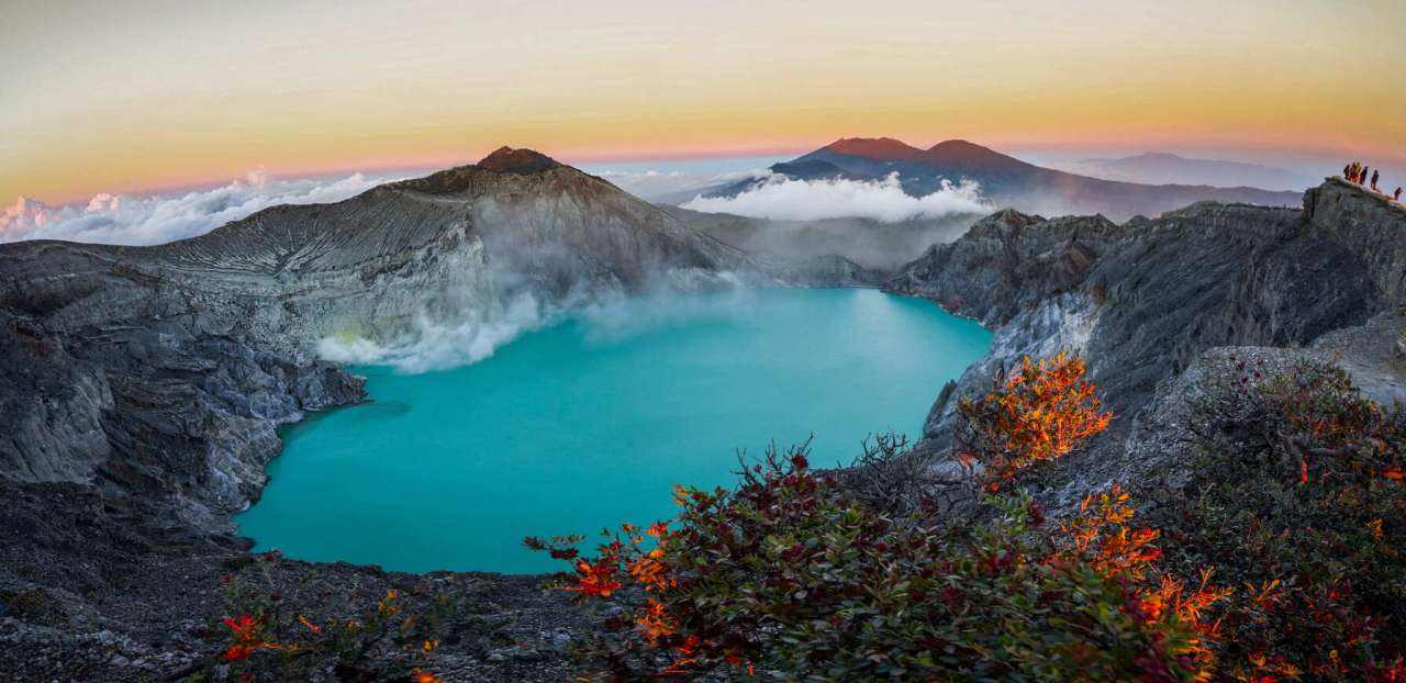 Climbing Mount Ijen