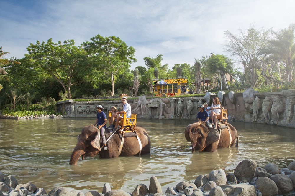 Excursion to Bali Zoo