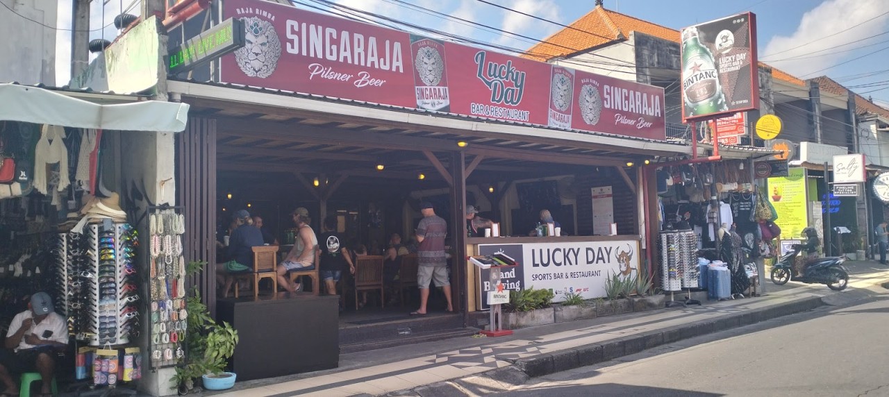 Lucky Day Sports Bar Bali