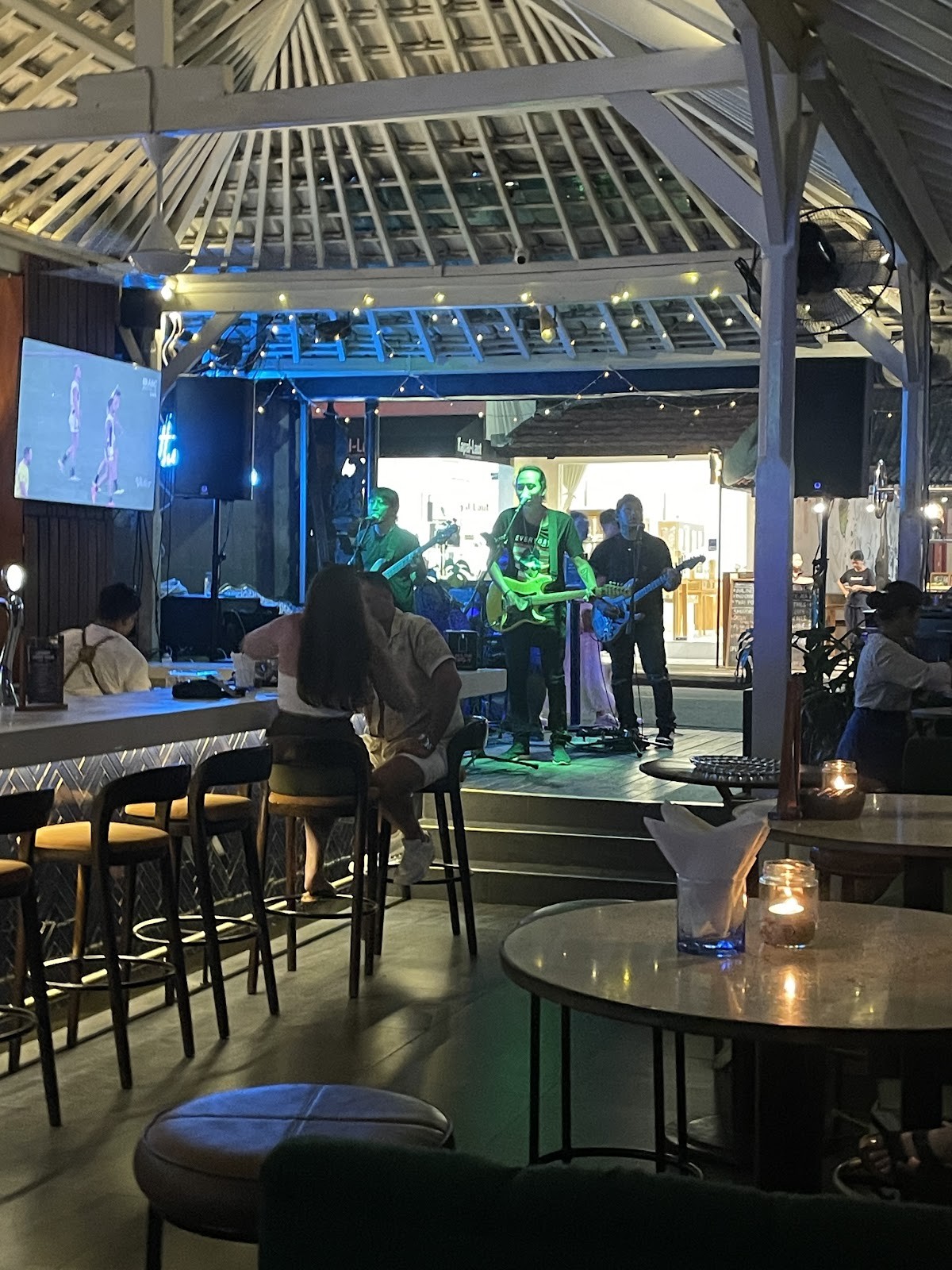 The Blue Door Bar, Club & Grill