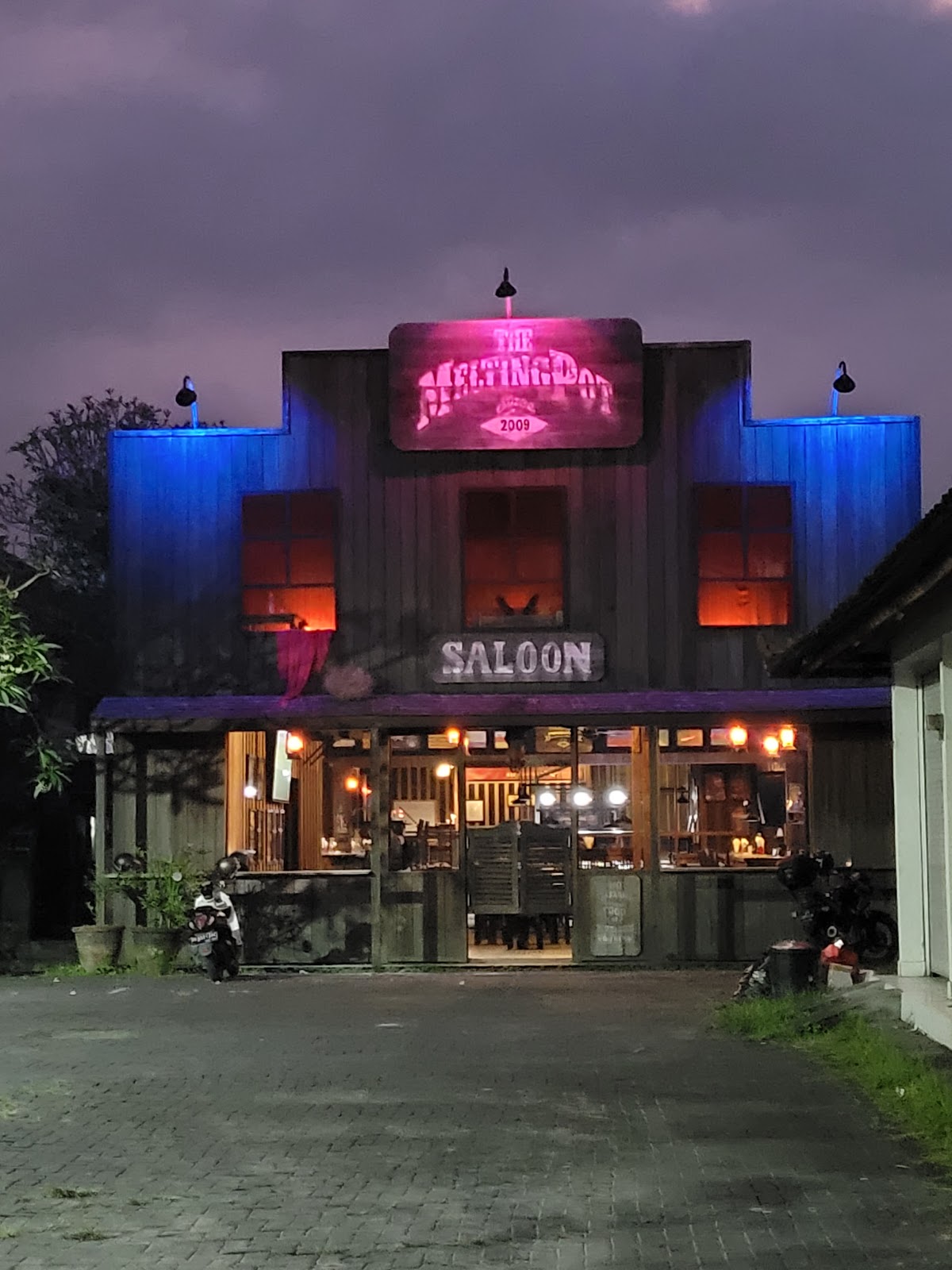 The Melting Pot Saloon