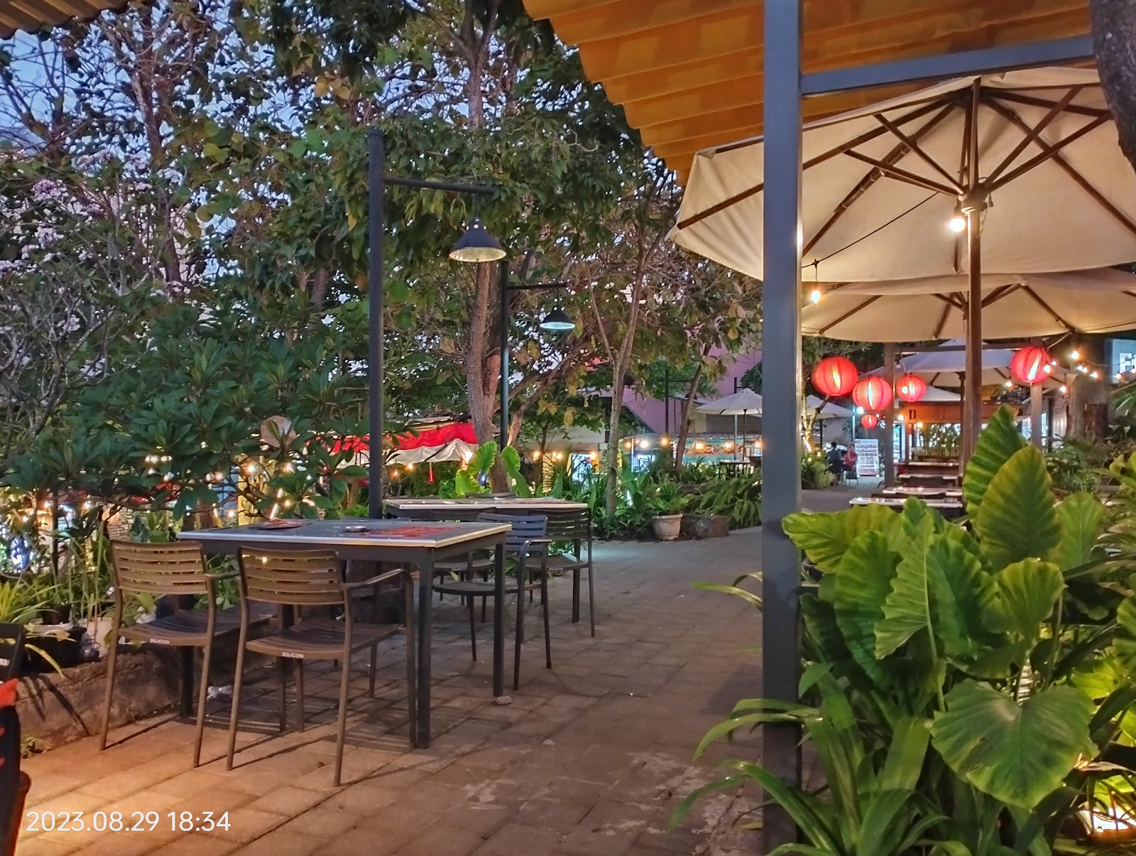 Cafe FOOD PARK SILICON 13775