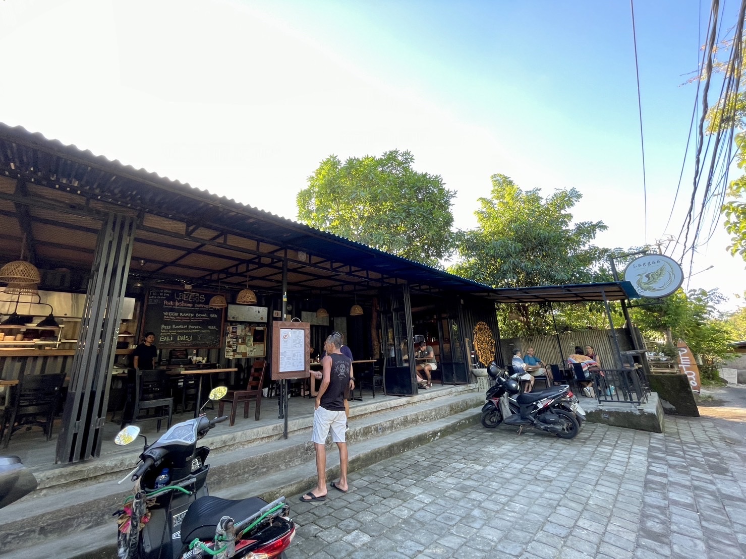 Cafe Laggas Uluwatu 22157