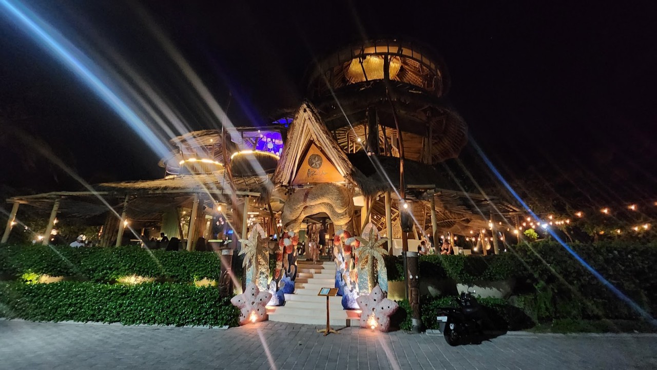 Azul Beach Club Bali