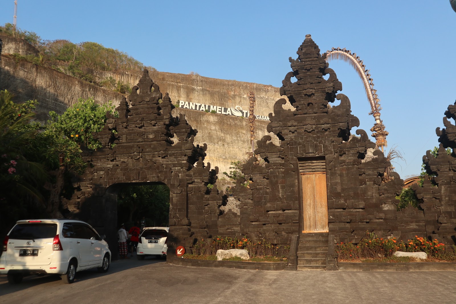 Melasti Beach (Pantai Melasti)