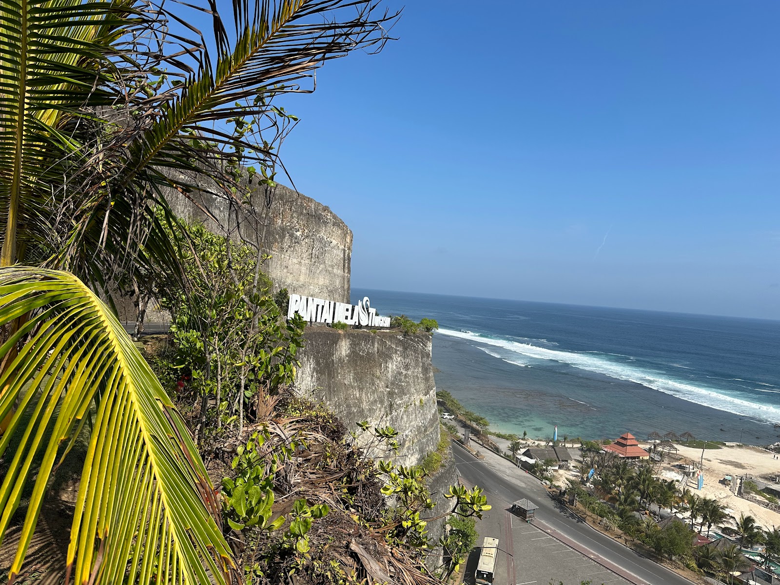 Melasti Beach (Pantai Melasti)