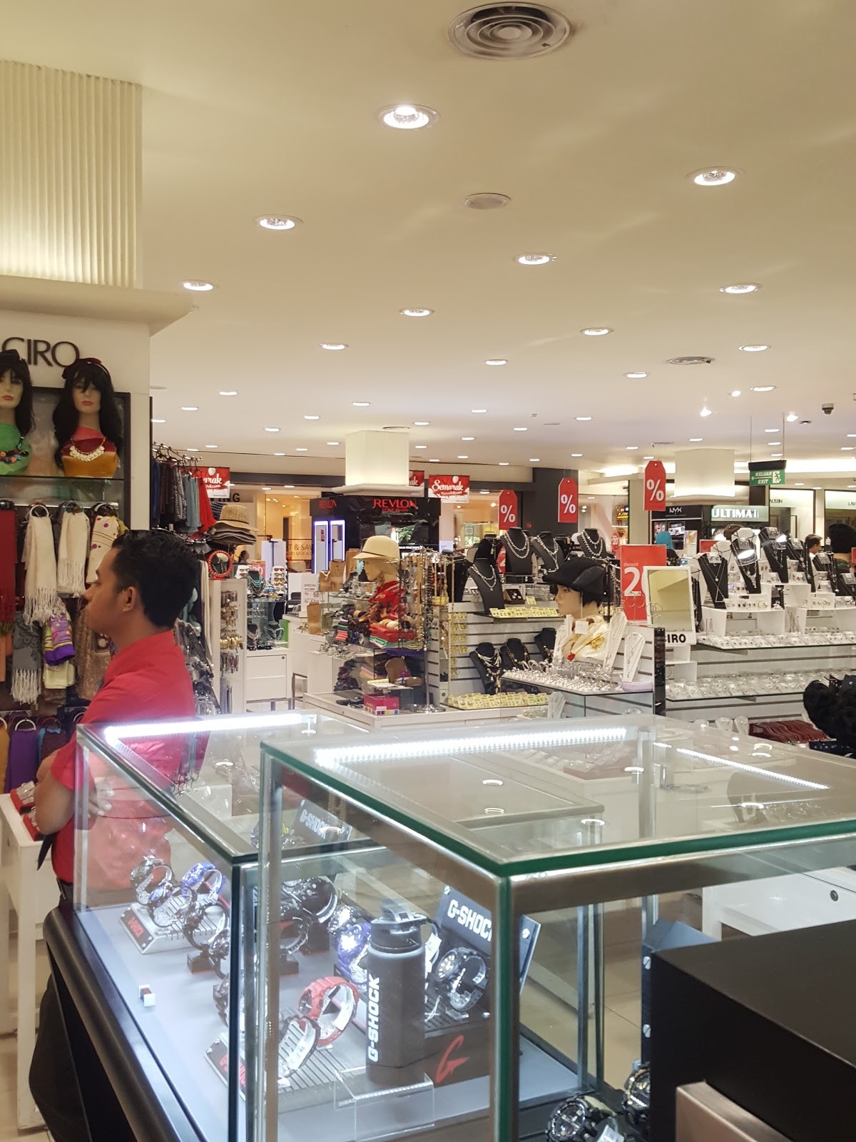 Matahari Department Store Mal Bali Galeria