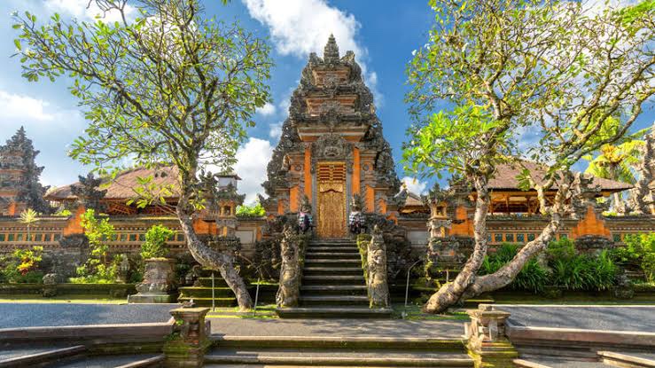 Temple Ubud Palace 64336